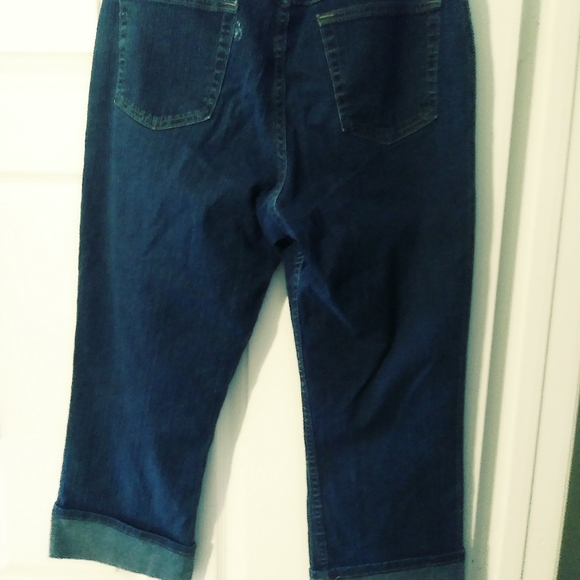 Riders Demin Women Jeans Authentic.🌺 👖👕Size 12 Women,A Fabulous 🎁 Gift. - Picture 2 of 2